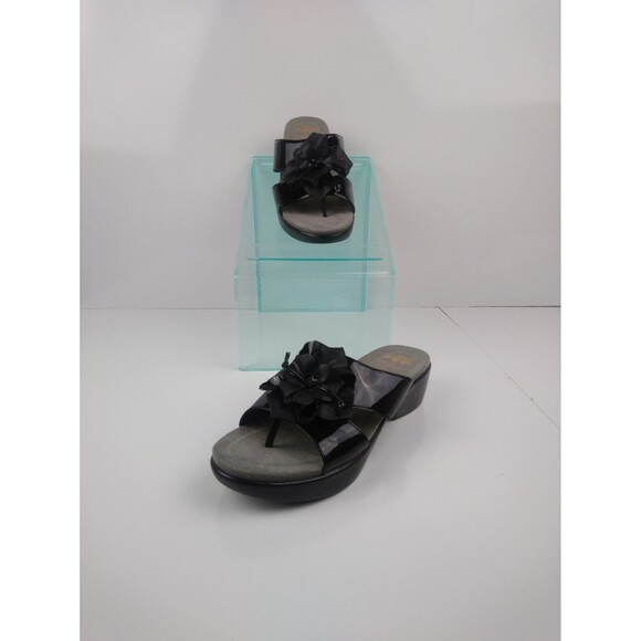 Dansko Black Patent Leather Flower Wedge Slip On Sandals Women's 37 / US 6.5 - 7 - Picture 1 of 8